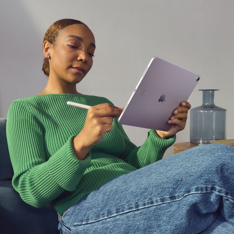 Apple iPad Air 13" (M2), 1TB, 5G Cellular + WiFi - Starlight