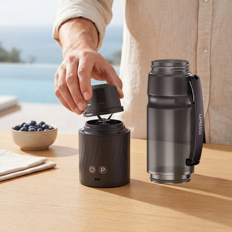 LePresso خلاط محمول Juvelix LPCFFJPB72BK - 370 واط، أسود