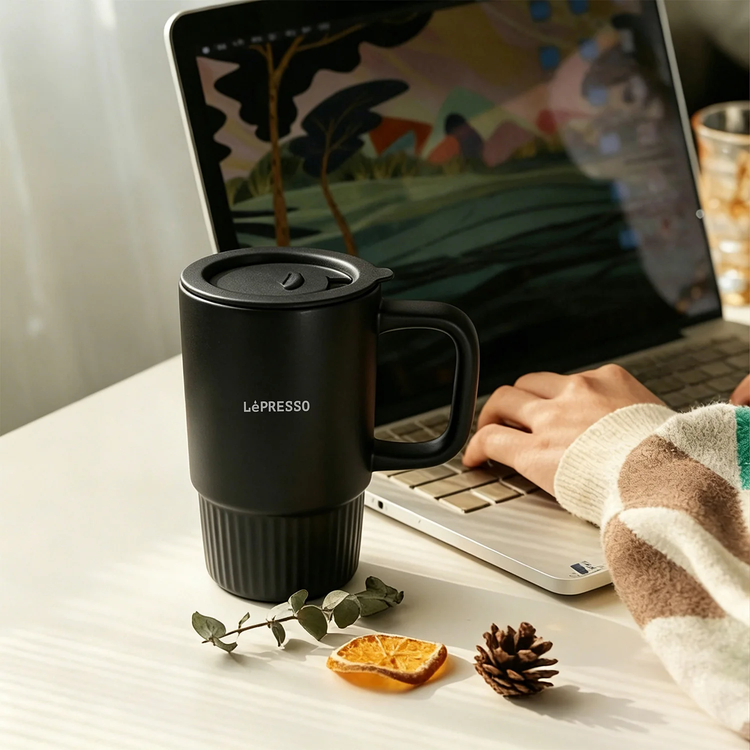 LePresso كوب خزف شفط LPCFFGSC0054BK - 400 مل، أسود